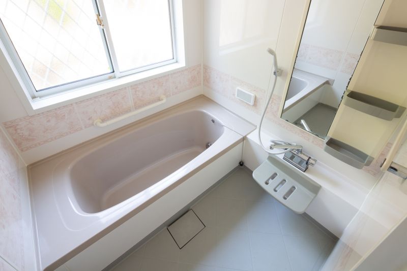 Tub Refinishing detail